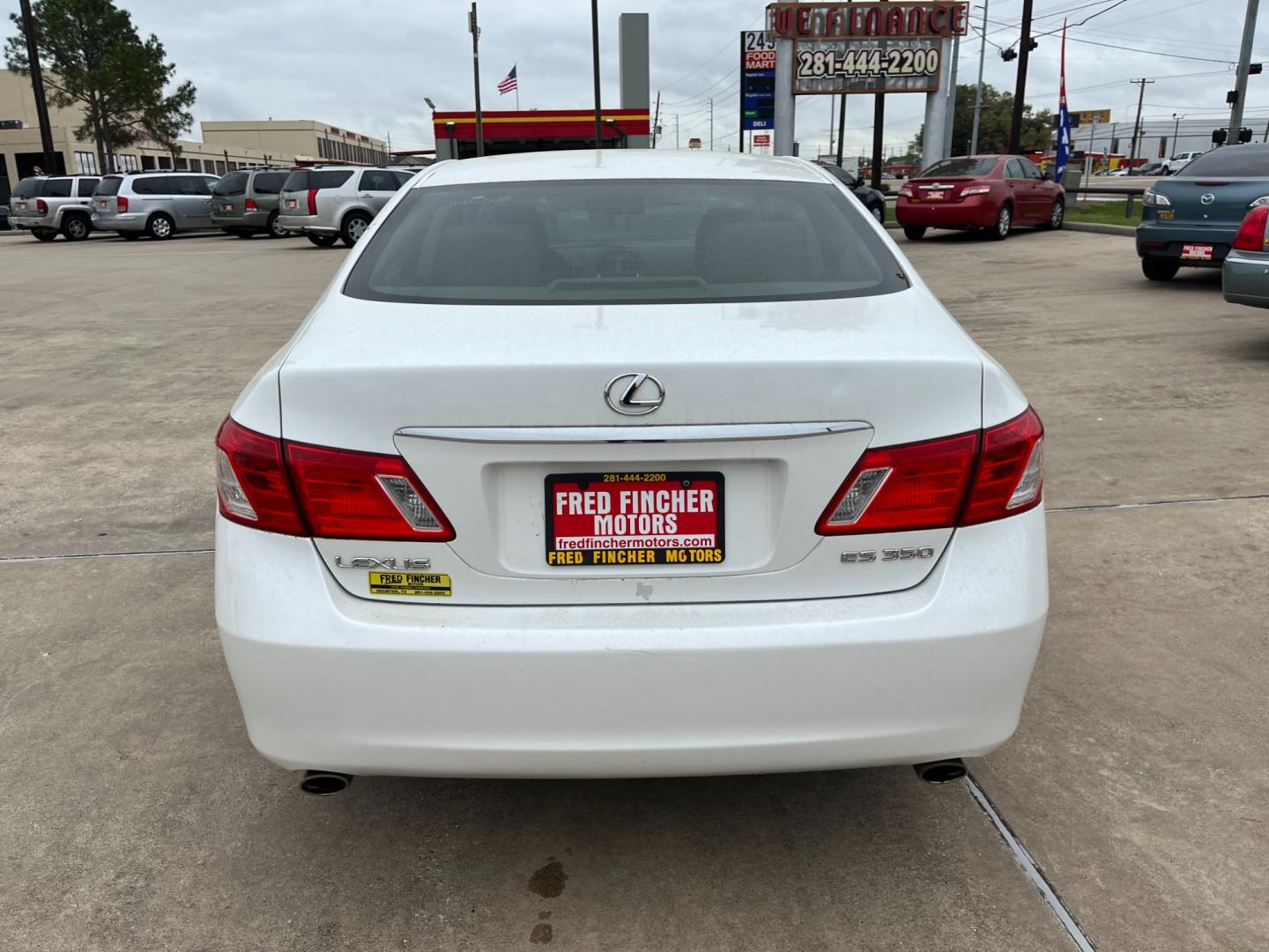 2007 white /TAN Lexus ES 350 (JTHBJ46G472) , Automatic transmission, located at 14700 Tomball Parkway 249, Houston, TX, 77086, (281) 444-2200, 29.928619, -95.504074 - Photo#5